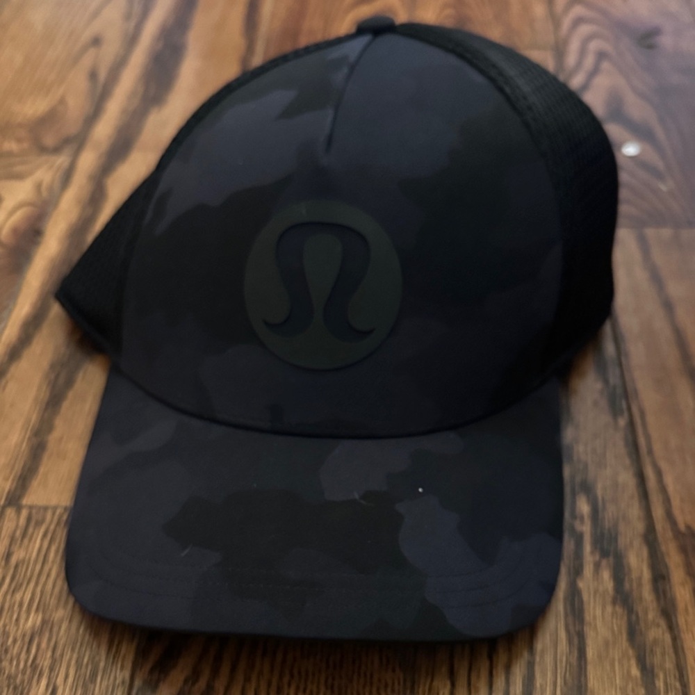 lululemon athletica Dark Camo Men's Hat